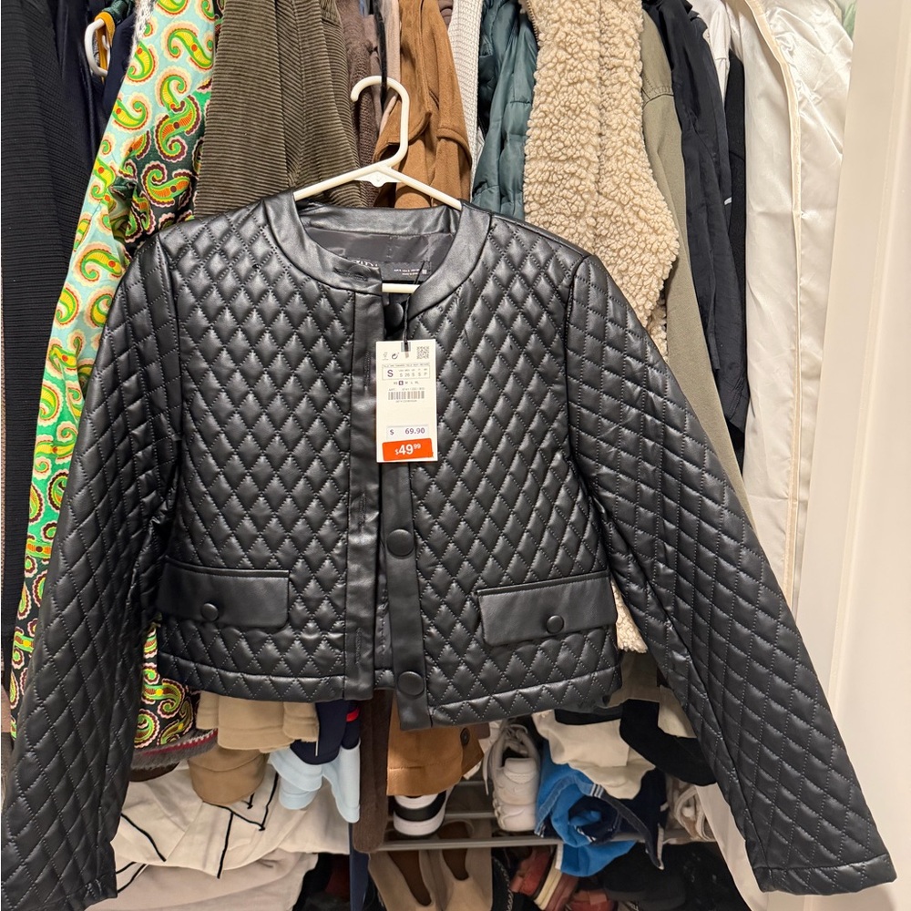 Zara Black Quilted Leather Jacket